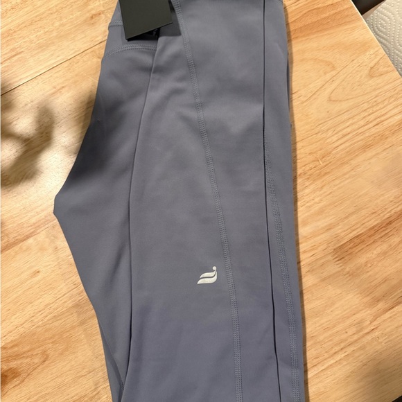 Fabletics Size Chart Guide - Picture 3 of 6